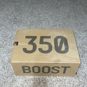 Men’s yeezy 350 V2